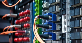 Профессиональный монтаж слаботочных сетей и систем от 1572 руб. в зиме - ЭлектроЗма